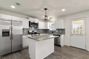 14106 Kinsbourne Ln, Houston, TX 77014 - Photo 4