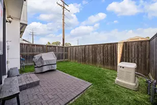 3312 W 12th St, Houston, TX 77008 - Photo 6