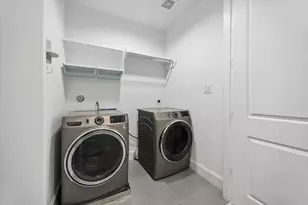 3312 W 12th St, Houston, TX 77008 - Photo 22