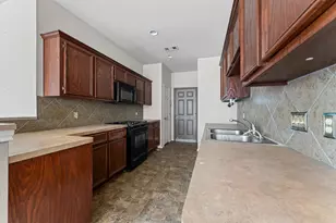 16555 Pentonshire Ln, Houston, TX 77090 - Photo 12