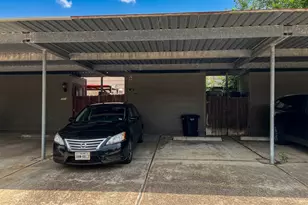 7216 Crownwest St, Houston, TX 77072 - Photo 4