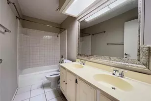 17 Briervine Ct, The Woodlands, TX 77381 - Photo 14