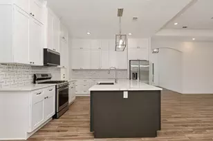 914 Box Elder Dr, Magnolia, TX 77354 - Photo 10