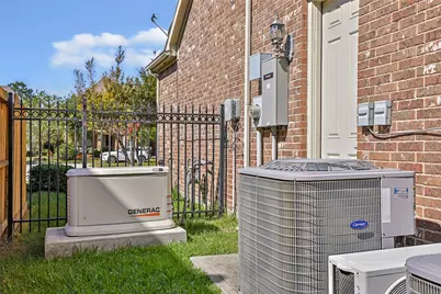 1210 Charing Cross Way, Houston, TX 77339 - Photo 10