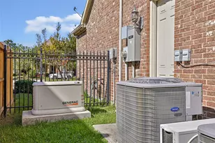 1210 Charing Cross Way, Houston, TX 77339 - Photo 10