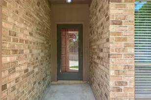 80 Rolling Hills Dr, Conroe, TX 77304 - Photo 6