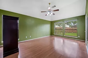 2818 Blue Jay Cir, Humble, TX 77396 - Photo 16