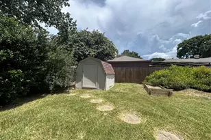 12118 Dorrance Ln, Meadows Place, TX 77477 - Photo 26
