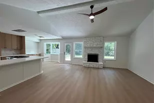 12118 Dorrance Ln, Meadows Place, TX 77477 - Photo 4