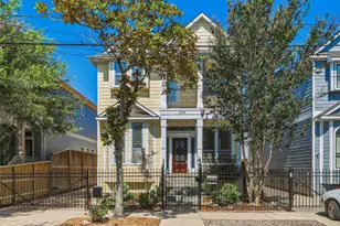 1549 Alexander St, Houston, TX 77008 - Photo 2