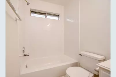 13111 Ivyhurst Lane, Houston, TX 77082 - Photo 12