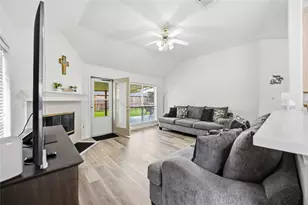 4231 Applerock Dr, Baytown, TX 77521 - Photo 8