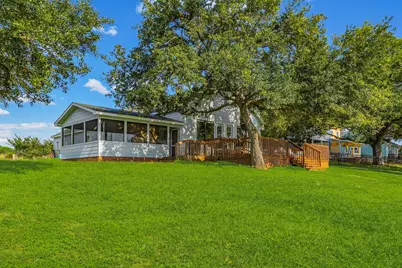 185 Bayview Lane, Livingston, TX 77351 - Photo 2