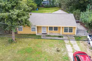 130 Airway Dr, Houston, TX 77037 - Photo 36