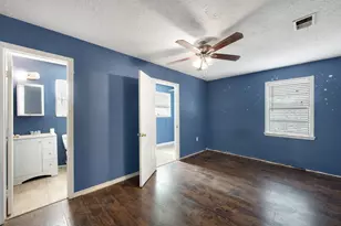 130 Airway Dr, Houston, TX 77037 - Photo 24