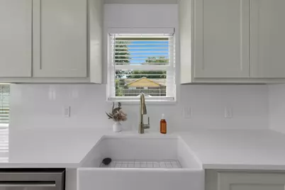 5202 Moonshadows Drive, Humble, TX 77346 - Photo 10