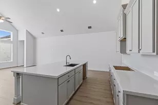 18814 Eastwood Rdg Ct, Crosby, TX 77532 - Photo 16