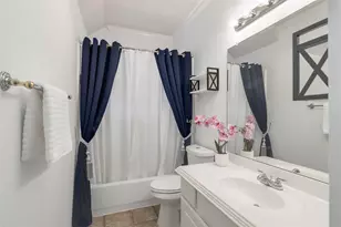 5913 Dolores St, Houston, TX 77057 - Photo 26