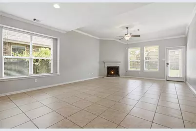 13846 McKinney Creek Lane, Houston, TX 77044 - Photo 16