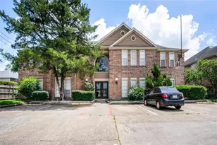 12400 Overbrook Ln, Houston, TX 77077 - Photo 2