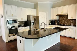 2746 King's Retreat Cir, Kingwood, TX 77345 - Photo 8