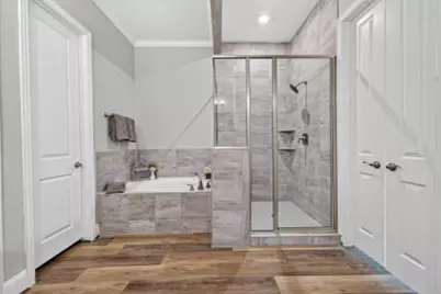 51 Banbury Court, Tomball, TX 77375 - Photo 24