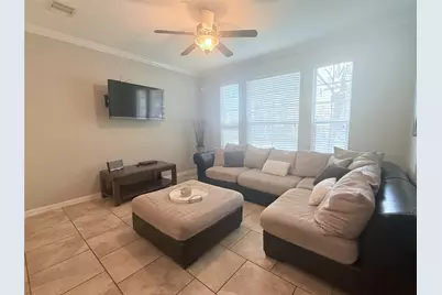 27 Umbria Lane, The Woodlands, TX 77382 - Photo 6