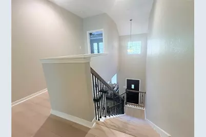 27 Umbria Lane, The Woodlands, TX 77382 - Photo 14