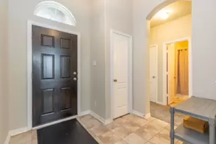 2401 Trocadero Ln, League City, TX 77573 - Photo 4