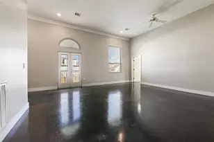 5801 Winsome Ln, Houston, TX 77057 - Photo 2