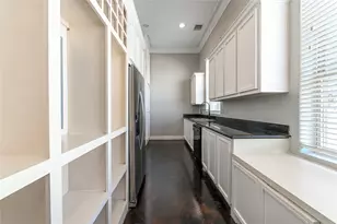 5801 Winsome Ln, Houston, TX 77057 - Photo 10