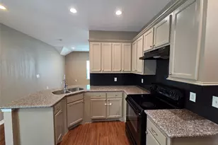 438 Spence Ln, Crosby, TX 77532 - Photo 12