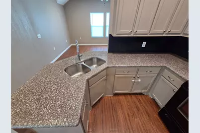 438 Spence Lane, Crosby, TX 77532 - Photo 8