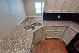 438 Spence Ln, Crosby, TX 77532 - Photo 8