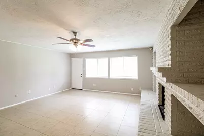 2811 E Birchdale Drive, Missouri City, TX 77489 - Photo 6