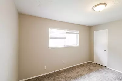 2811 E Birchdale Drive, Missouri City, TX 77489 - Photo 12