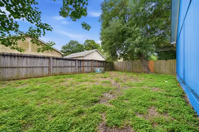 11730 Greenglen Drive, Houston, TX 77044 - Photo 32