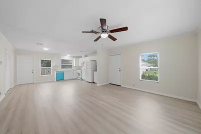 11730 Greenglen Drive, Houston, TX 77044 - Photo 8