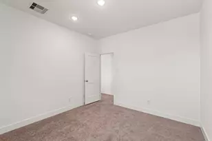 414 Pk Hl Ct, Stafford, TX 77477 - Photo 10