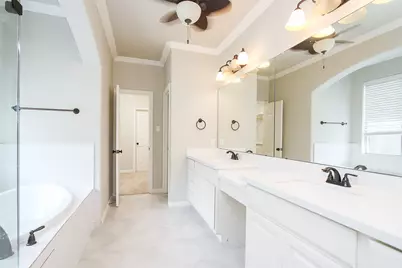 35 Winhall Place, The Woodlands, TX 77354 - Photo 14