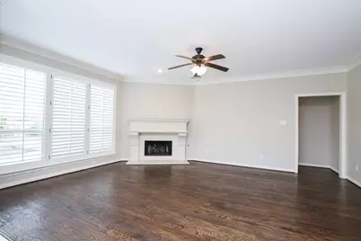 35 Winhall Place, The Woodlands, TX 77354 - Photo 8