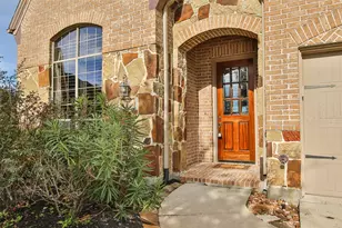 35 Winhall Pl, The Woodlands, TX 77354 - Photo 2