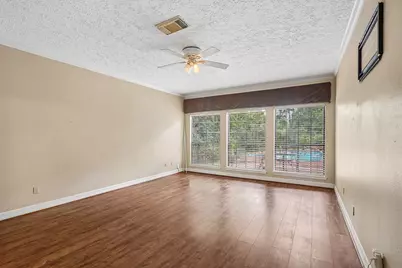 907 Remington Court, Friendswood, TX 77546 - Photo 12