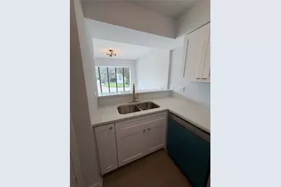 1913 Bittercreek Drive, Houston, TX 77042 - Photo 4