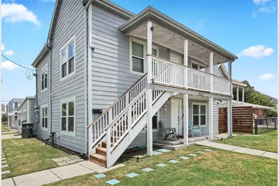 1028 Avenue K #1, Galveston, TX 77550 - Photo 2