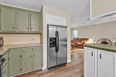 13677 Hillcrest Manor Drive, Willis, TX 77318 - Photo 12