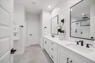 811 Thornton Rd, Houston, TX 77018 - Photo 14