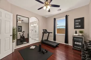 405 Wickford Ct, League City, TX 77573 - Photo 26