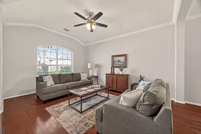 405 Wickford Court, League City, TX 77573 - Photo 4