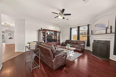 405 Wickford Court, League City, TX 77573 - Photo 8
